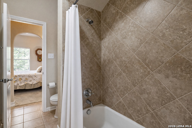 Image 24 of 46 For 23119 Treemont Park