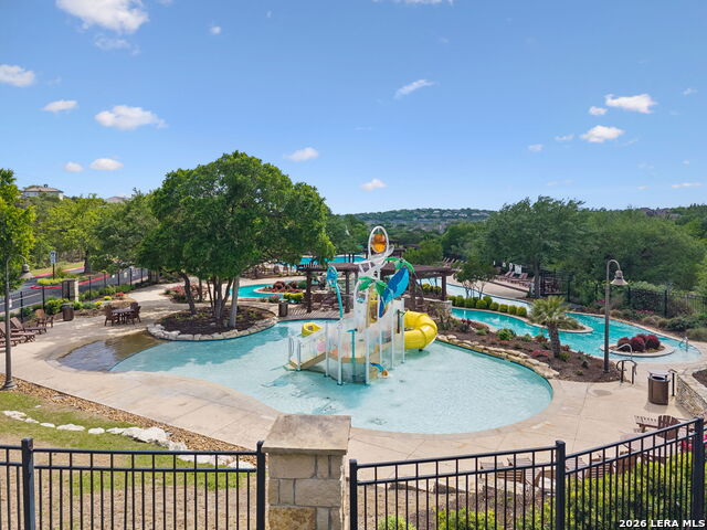 Image 40 of 46 For 23119 Treemont Park