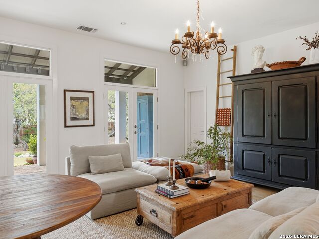 Image 13 of 60 For 2355 Oakland Bend