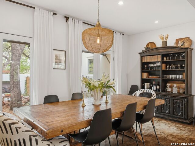 Image 16 of 60 For 2355 Oakland Bend