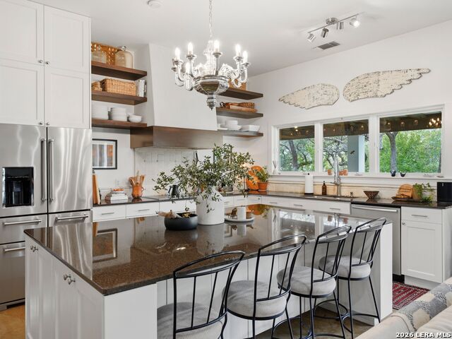 Image 22 of 60 For 2355 Oakland Bend