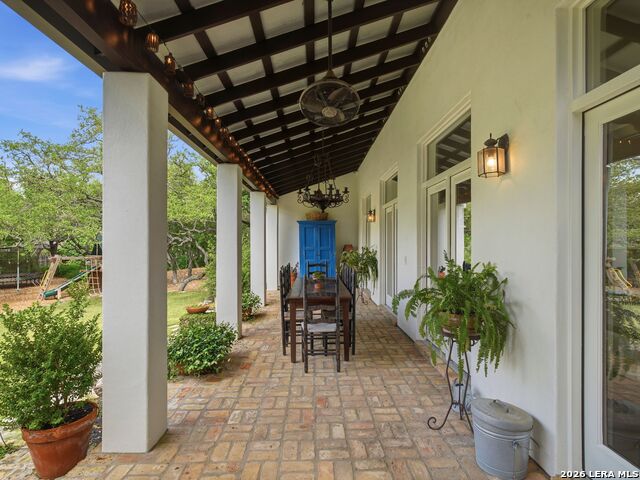 Image 45 of 60 For 2355 Oakland Bend