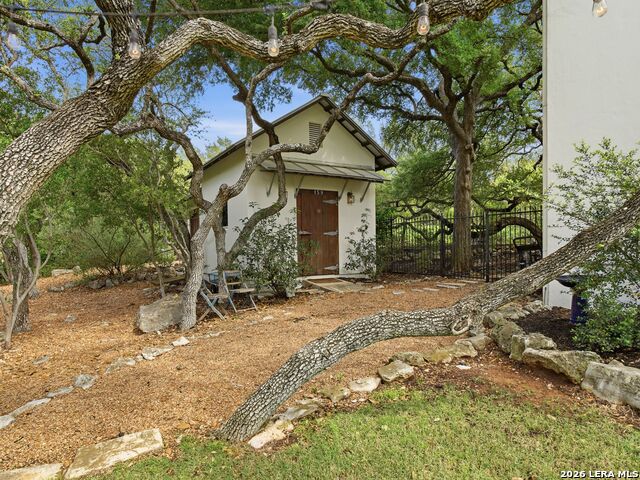 Image 48 of 60 For 2355 Oakland Bend