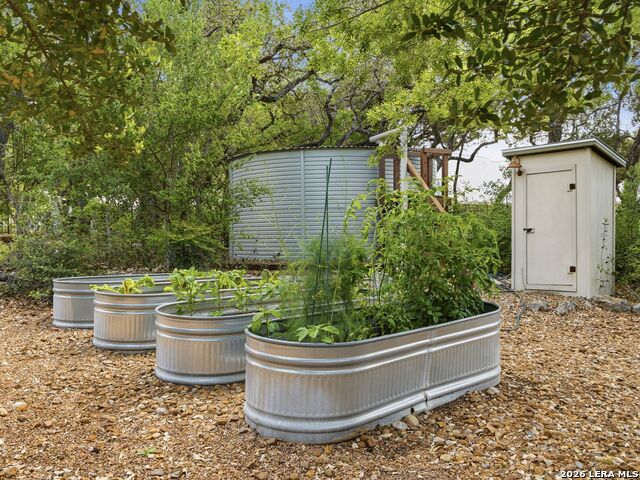 Image 54 of 60 For 2355 Oakland Bend