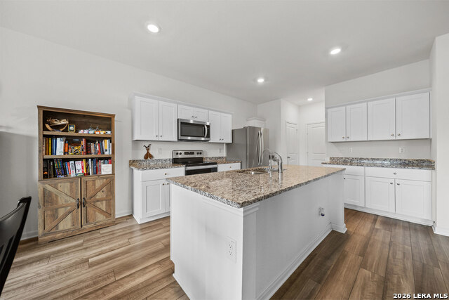 Image 15 of 38 For 12858 Cygnus