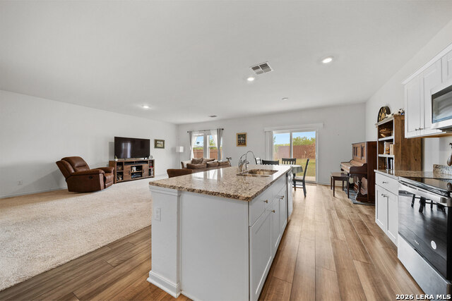 Image 16 of 38 For 12858 Cygnus