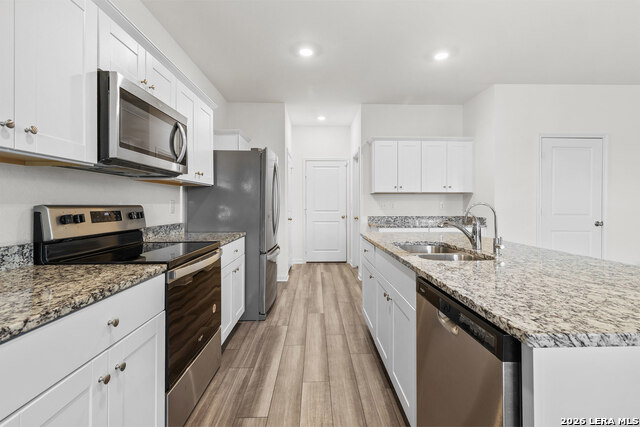 Image 17 of 38 For 12858 Cygnus