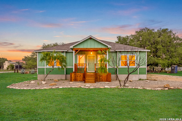 Details for 316 Royal Oaks Dr, Somerset, TX 78069