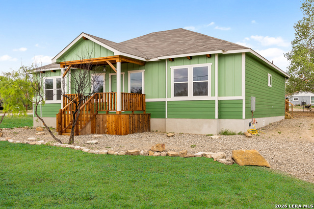 Image 3 of 39 For 316 Royal Oaks Dr