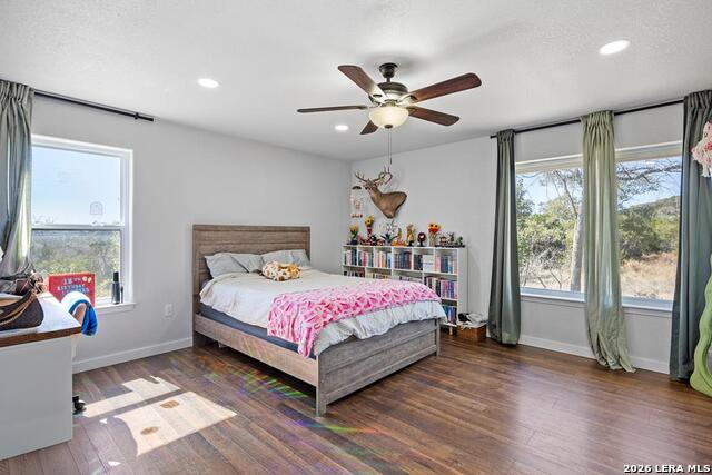 Listing photo id 17 for 3611 Medina Hwy