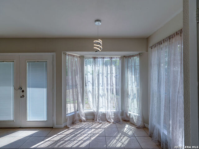 Image 26 of 49 For 8303 Meadow Fire