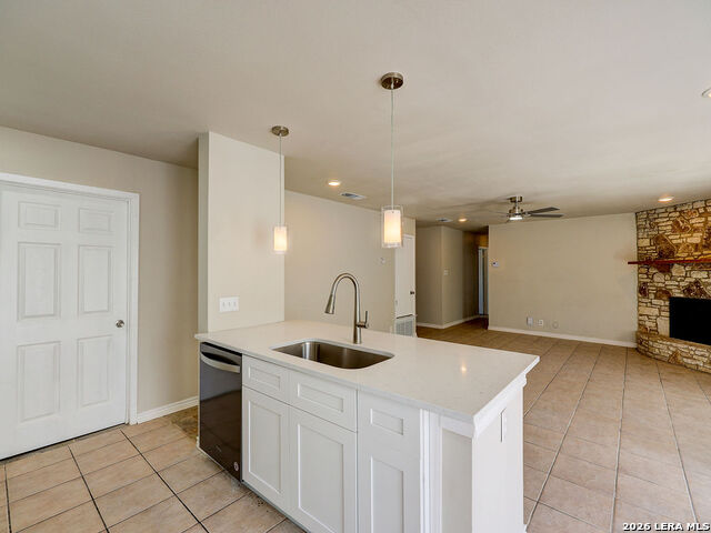 Image 28 of 49 For 8303 Meadow Fire