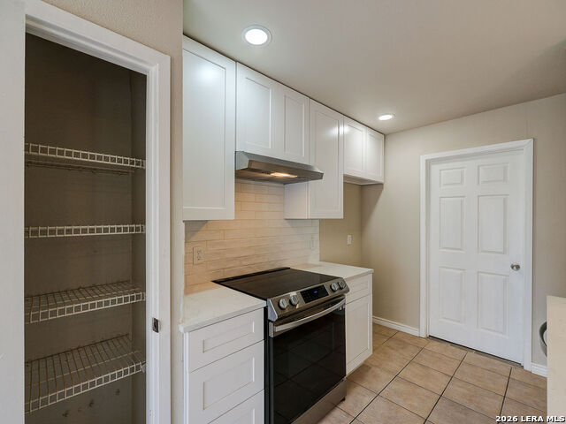 Image 30 of 49 For 8303 Meadow Fire