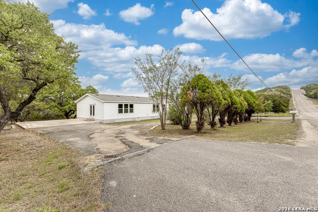 Image 42 of 43 For 1235 Q'appuella