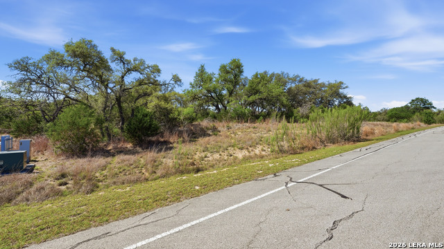Image 15 of 22 For 2124 Francisco Pass