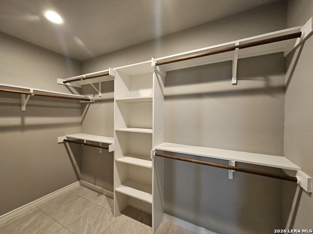 Image 20 of 31 For 612 Canyon Springs Dr