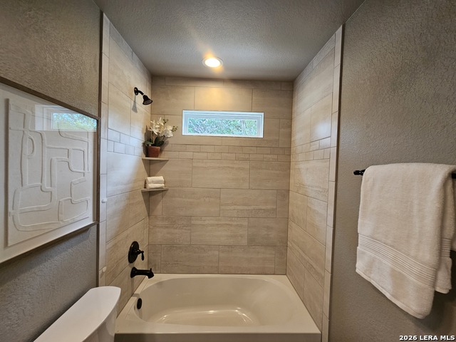 Image 25 of 31 For 612 Canyon Springs Dr