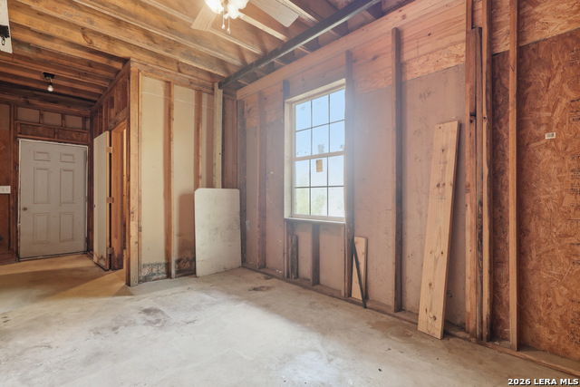 Image 24 of 38 For 11943 White Birch St