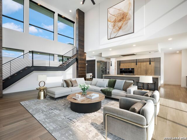 Image 11 of 87 For 211 Wellesley Hill