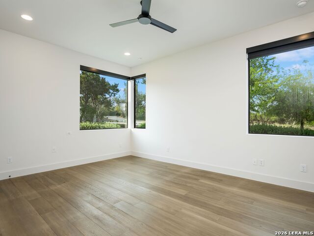 Image 28 of 87 For 211 Wellesley Hill