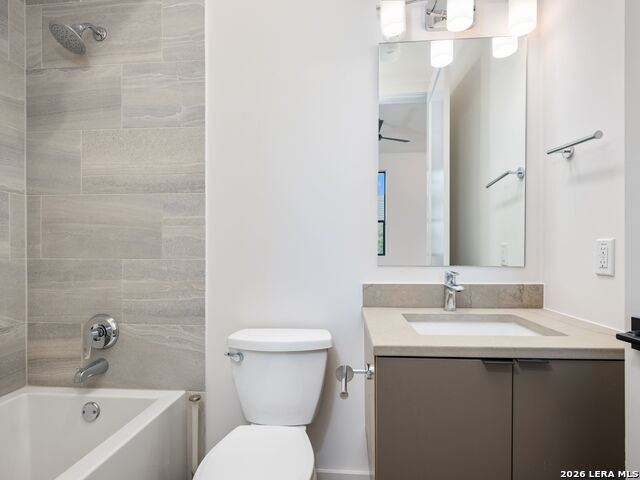 Image 29 of 87 For 211 Wellesley Hill