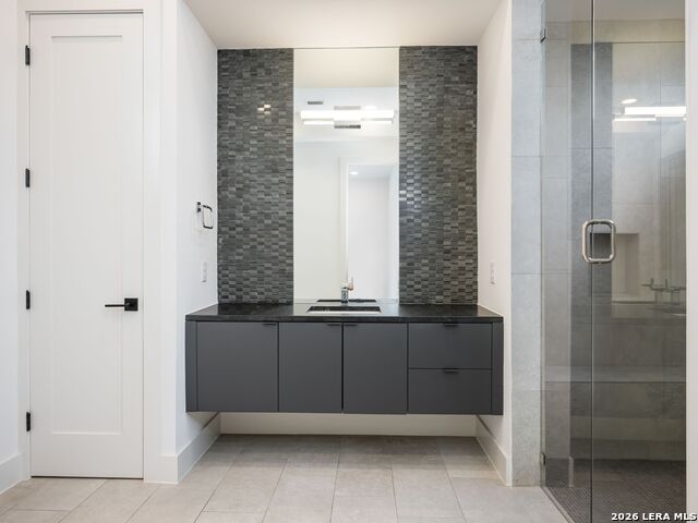 Image 33 of 87 For 211 Wellesley Hill