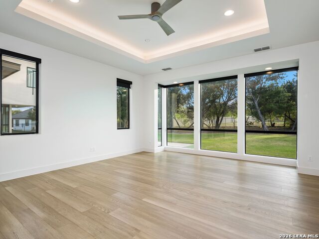 Image 37 of 87 For 211 Wellesley Hill