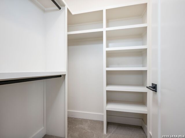 Image 65 of 87 For 211 Wellesley Hill