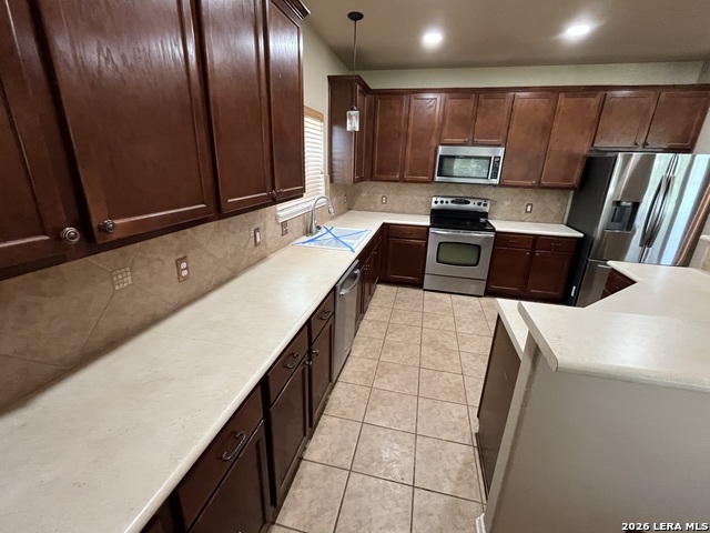 Listing photo id 4 for 3124 San Miguel