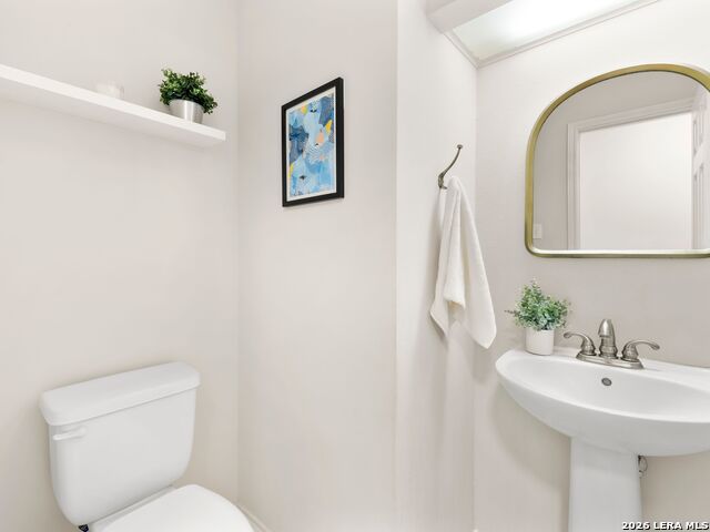 Listing photo id 12 for 14930 Dancers Image