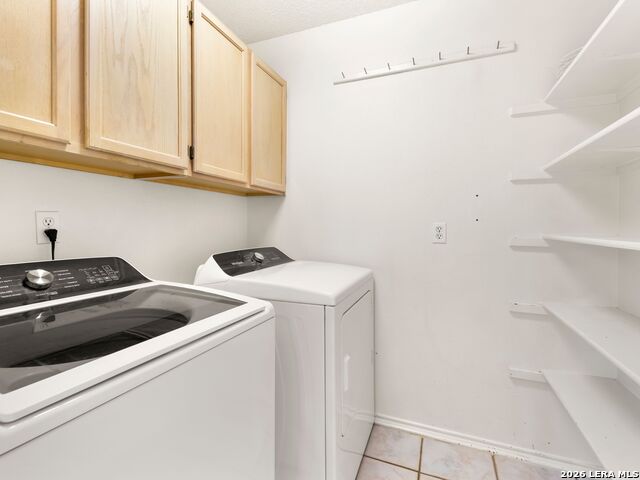 Listing photo id 34 for 14930 Dancers Image