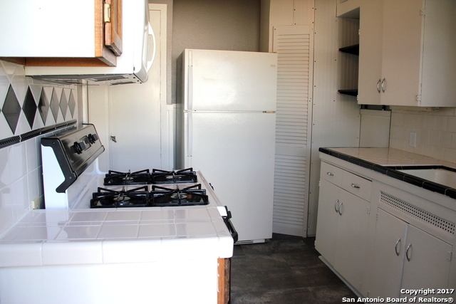 Image 7 of 23 For 245 Post  4