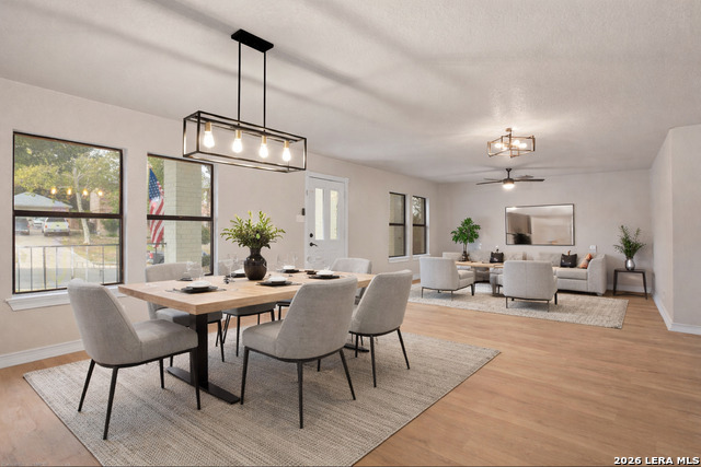 Image 4 of 28 For 7738 Oakhill Park