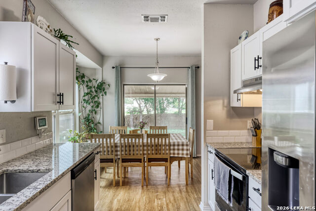 Image 16 of 29 For 13043 Feather Ridge