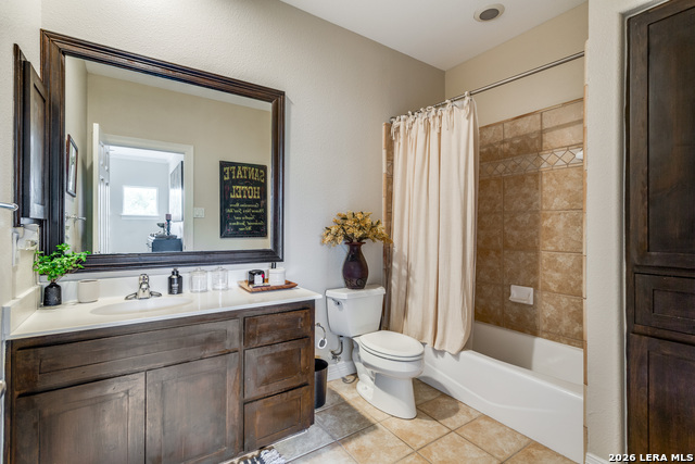 Image 13 of 31 For 945 Great Tree