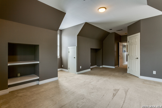 Image 16 of 31 For 945 Great Tree