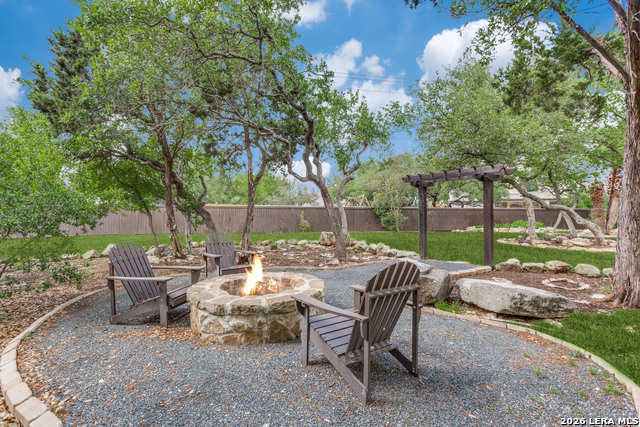 Image 25 of 31 For 945 Great Tree