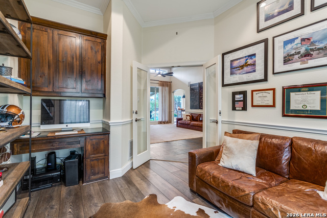 Image 8 of 31 For 945 Great Tree