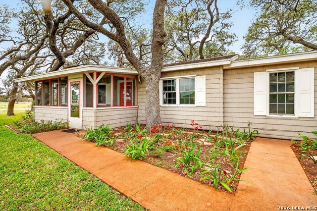 Image 34 of 41 For 1521 Mathis S