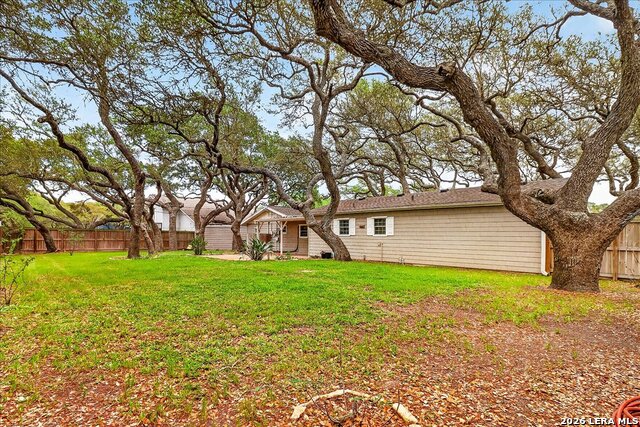 Image 4 of 41 For 1521 Mathis S