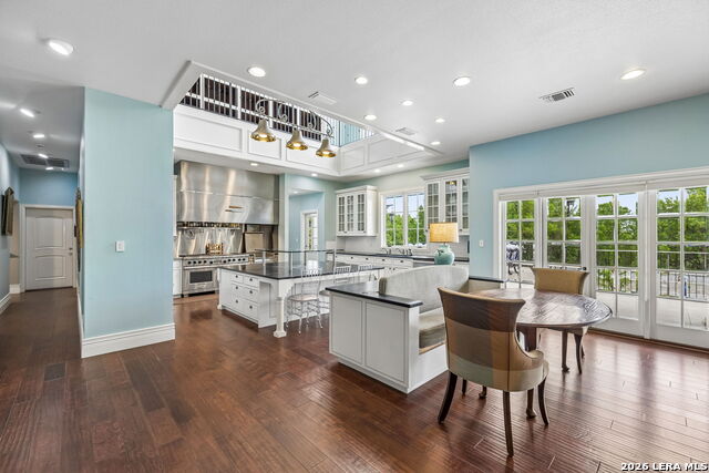 Image 13 of 45 For 999 Schwarzlose Rd