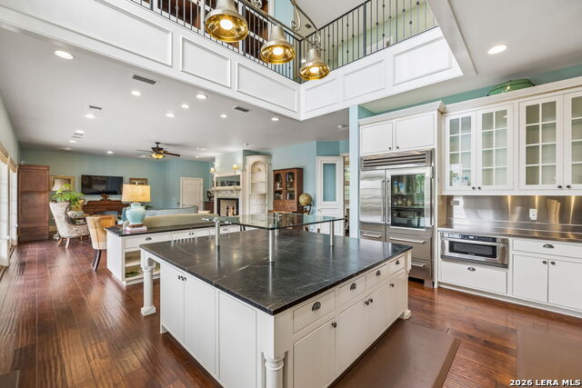 Image 15 of 45 For 999 Schwarzlose Rd