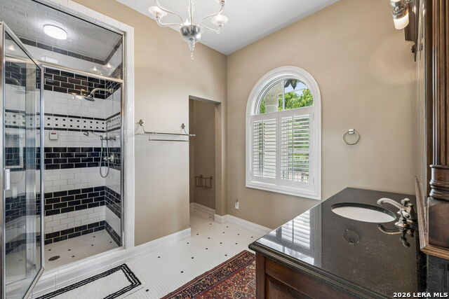 Image 29 of 45 For 999 Schwarzlose Rd