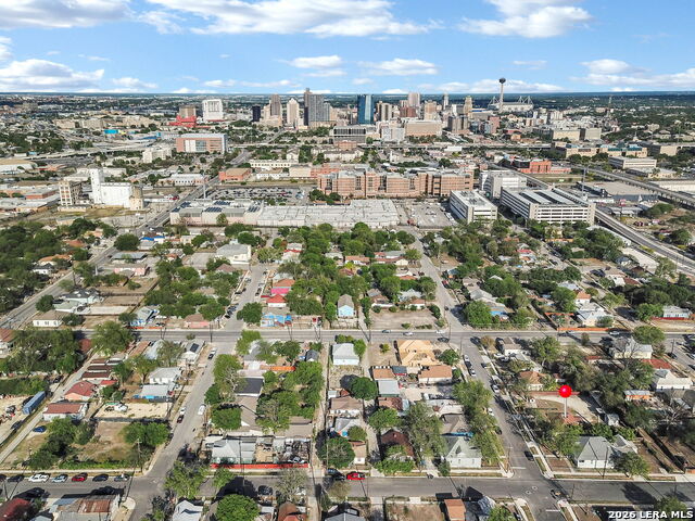 Image 2 of 24 For 1518 Travis W