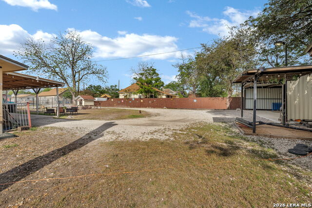 Image 21 of 24 For 1518 Travis W