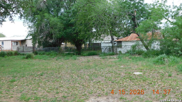 Image 3 of 4 For 609 4th St  