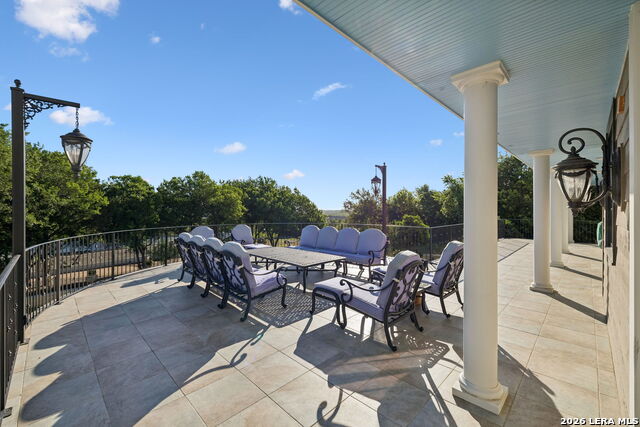 Image 18 of 48 For 999 Schwarzlose Rd