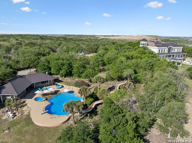 Image 5 of 48 For 999 Schwarzlose Rd