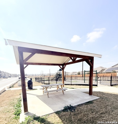 Image 15 of 17 For 10219 Tulipwood Run Unit 101