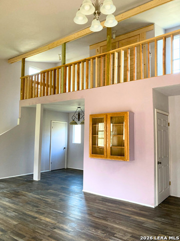 Listing photo id 31 for 1723 Medina Circle